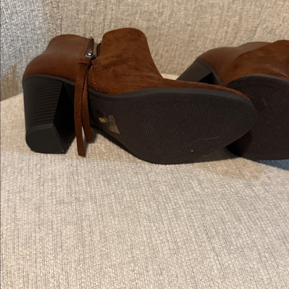 Soda Rich Brown Ankle Booties - Picture 3 of 4
